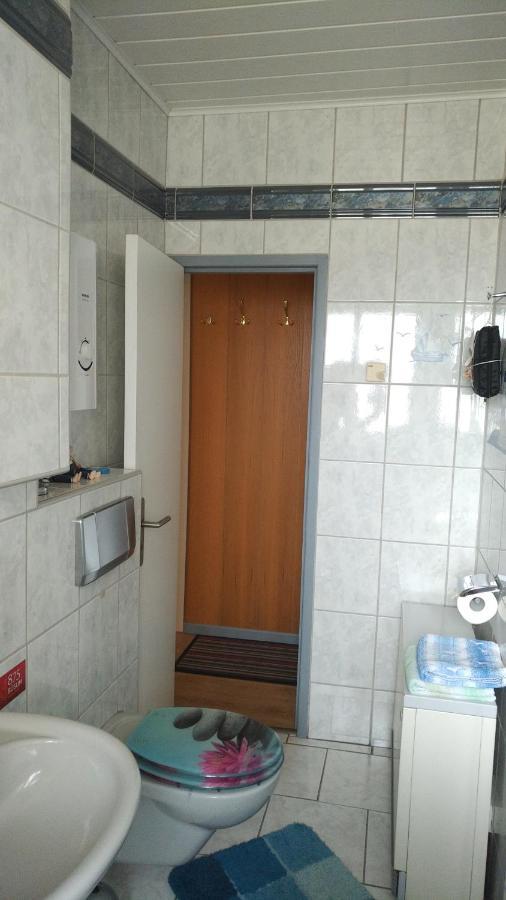 Haus Tertius - Strand- Und Hafennahe Ruhige Ferienwohnung Büsum Buitenkant foto
