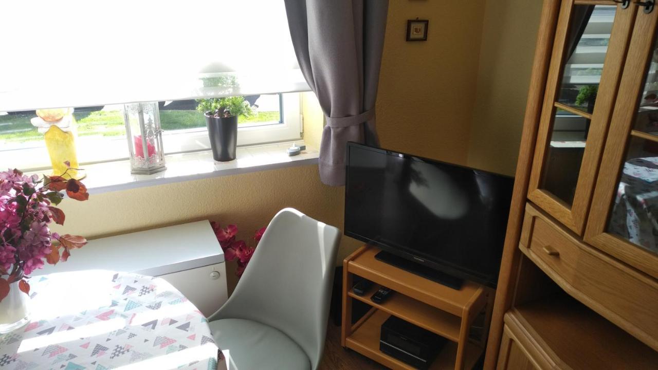 Haus Tertius - Strand- Und Hafennahe Ruhige Ferienwohnung Büsum Buitenkant foto