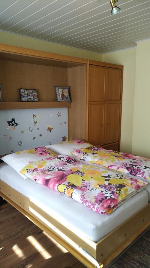 Haus Tertius - Strand- Und Hafennahe Ruhige Ferienwohnung Büsum Buitenkant foto