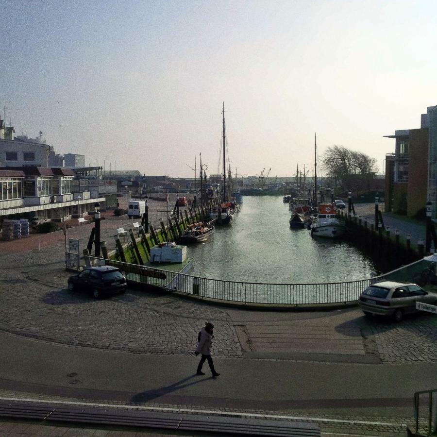 Haus Tertius - Strand- Und Hafennahe Ruhige Ferienwohnung Büsum Buitenkant foto
